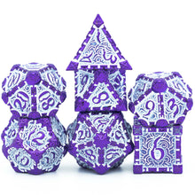 Load image into Gallery viewer, Cusdie 7Pcs DND Metal Dice set D4 D6 D8 D10 D% D12 D20
