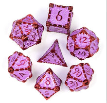 Load image into Gallery viewer, Cusdie 7Pcs DND Metal Dice set D4 D6 D8 D10 D% D12 D20
