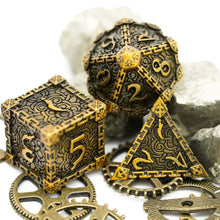 Load image into Gallery viewer, Cusdie 7Pcs DND Metal Dice set D4 D6 D8 D10 D% D12 D20
