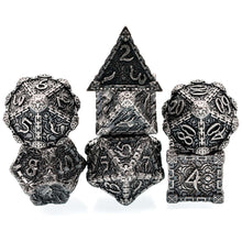 Load image into Gallery viewer, Cusdie 7Pcs DND Metal Dice set D4 D6 D8 D10 D% D12 D20
