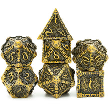 Load image into Gallery viewer, Cusdie 7Pcs DND Metal Dice set D4 D6 D8 D10 D% D12 D20
